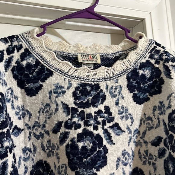 Crochet & Floral Comfy Sweater - Picture 4 of 7